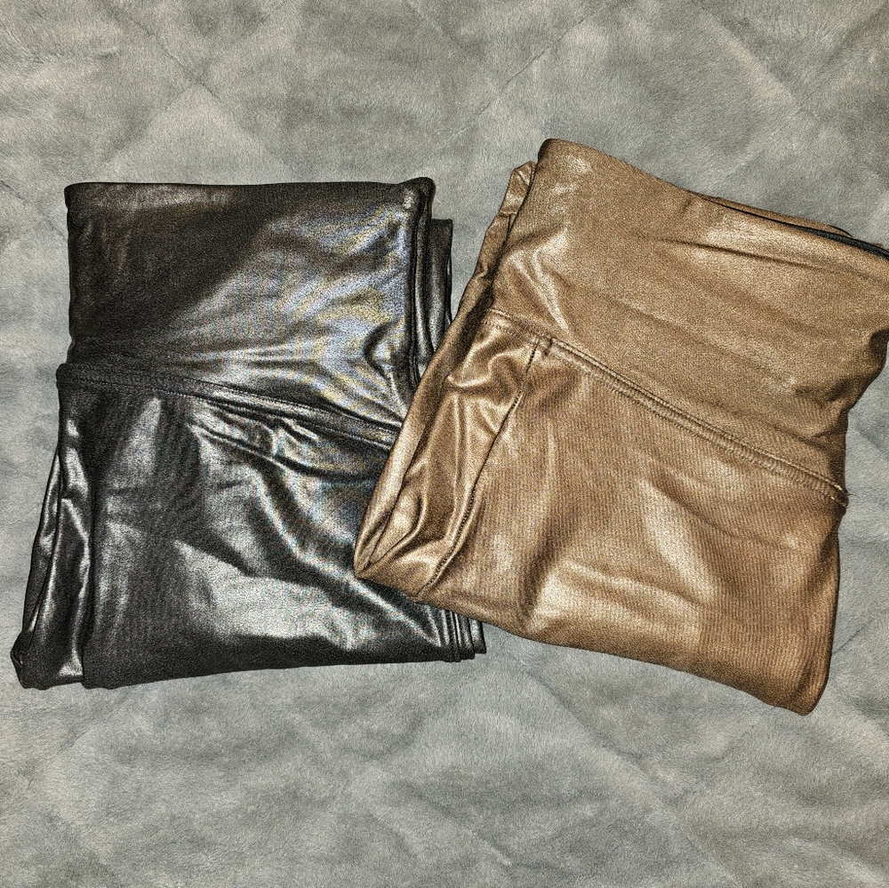 EUC - Spanx - Coated Leggings (Bundle of 2) - Picture 3 of 4